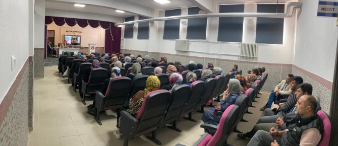 Atatürk Ortaokulu’nda Veli Toplantısı ve Okul Aile Birliği Genel Kurulu Yapıldı